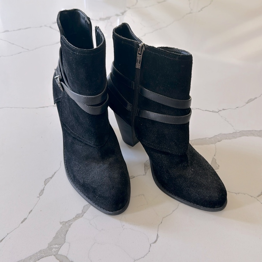 Jessica Simpson Black Suede Boots size 10